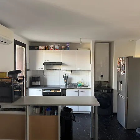 T2 Location Estivale * Ajaccio (Corsica)